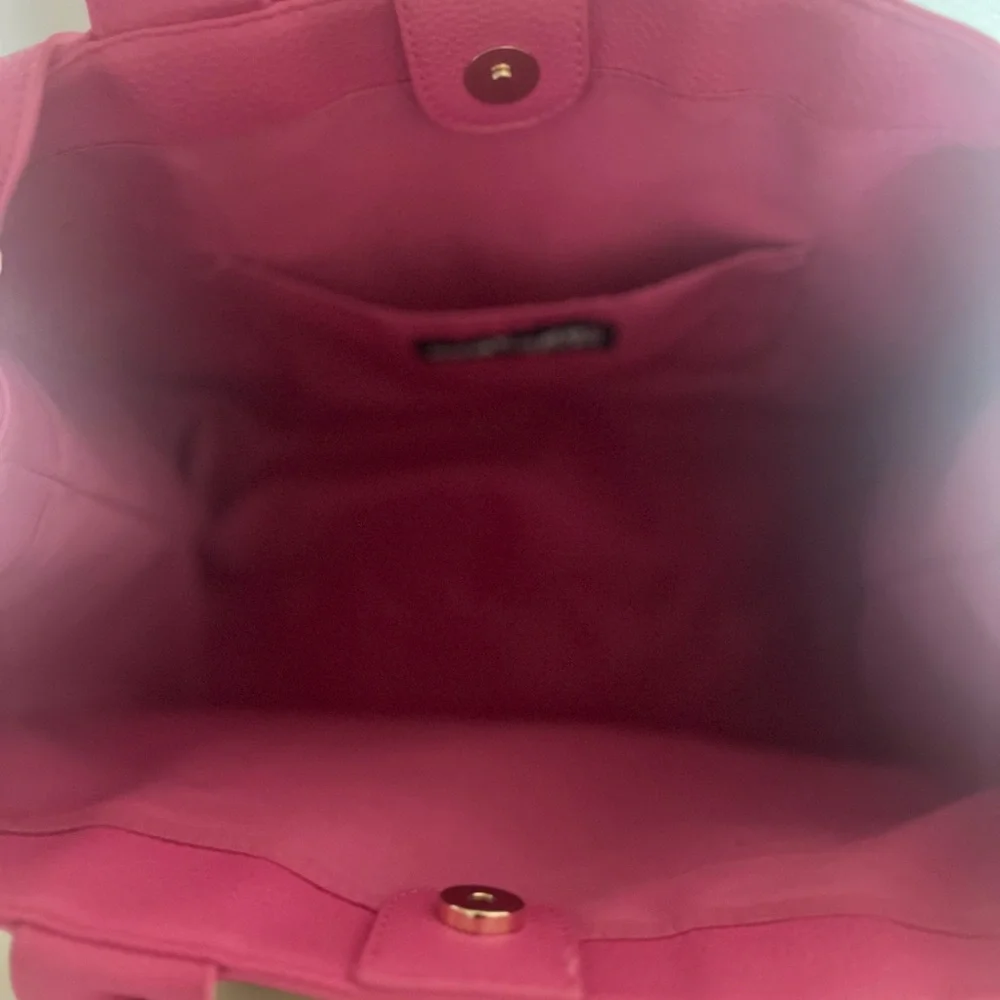 HOUSE OF REHAB BLACK OWNED Pink FAUX LEATHER PEBBLE MEDIUM tote - Picture 10 of 17